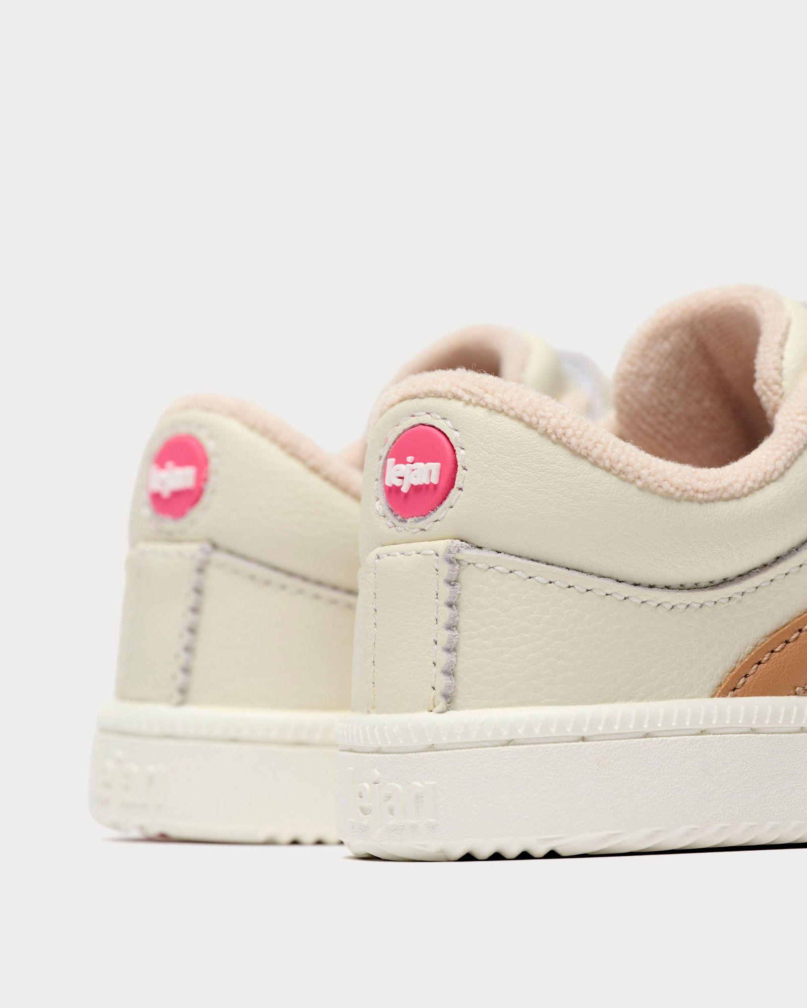 Lejan One Kids - Napa White vista 4
