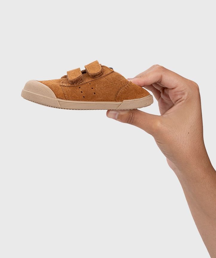 IGOR Tennis Suede Mostaza vista 3