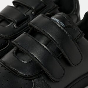 muris_product_petra_junior_black_studio_2_3c38d510-bfe5-46f4-9811-8c53c21fddf7.jpg Muris Petra Junior Black vista 2
