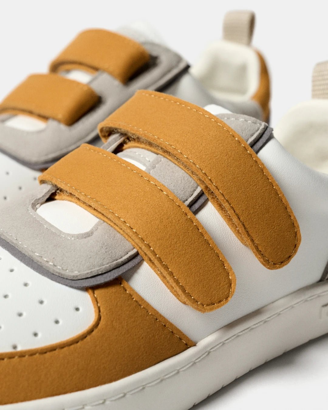 Muris Petra Junior Mustard vista 2