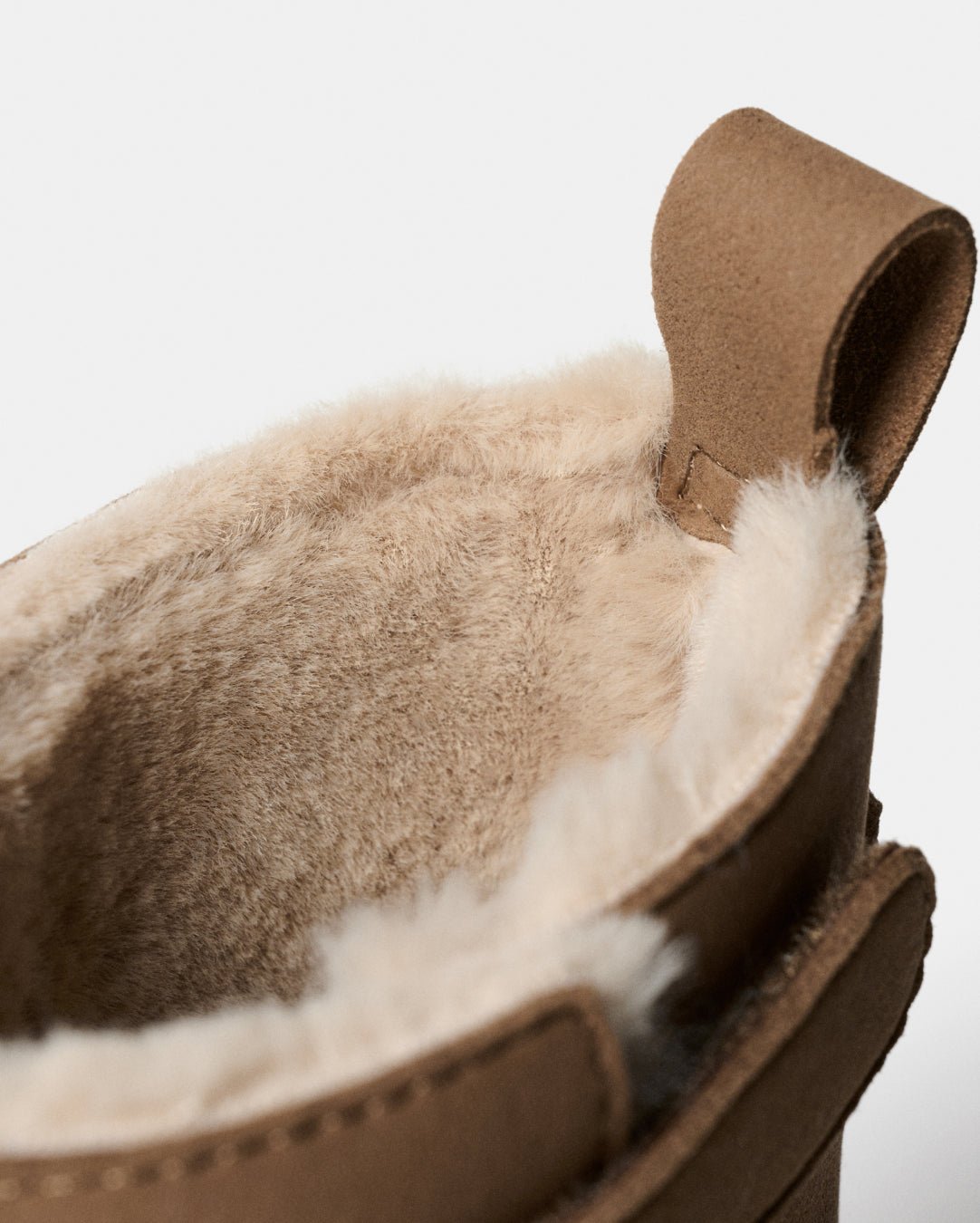 Muris Siberia Junior Bark Brown vista 2