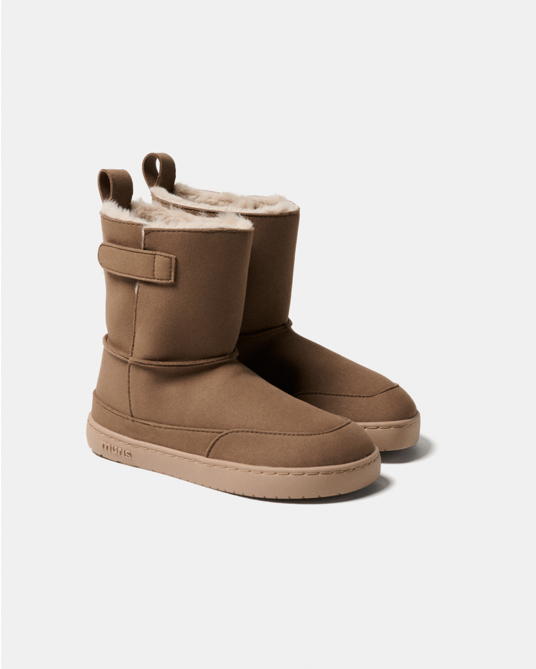 Muris Siberia Junior Bark Brown vista 4