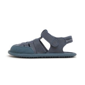 sandalia-cangrejera-barefoot-infantil-azul-calpe-rocker-ss25-01.jpg Zapato Feroz Calpe SanRoc Feroz SS25